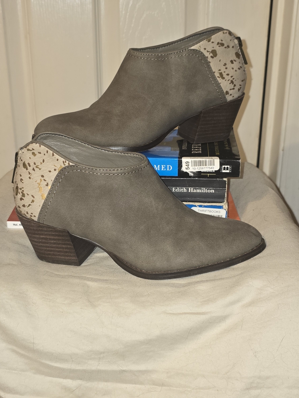 Lucky Brand Gray Suede Ankle Booties with Speckled Cream Heel Panel
